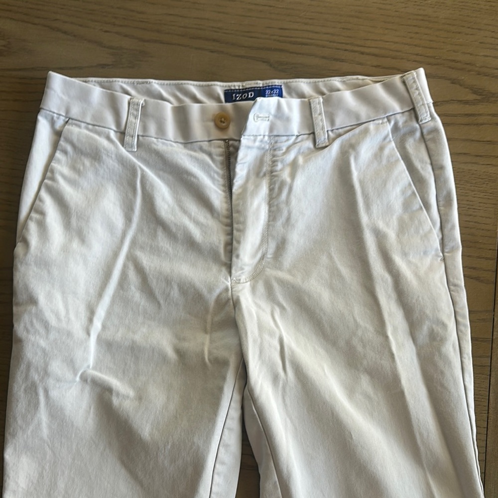 IZOD Men's White Pants